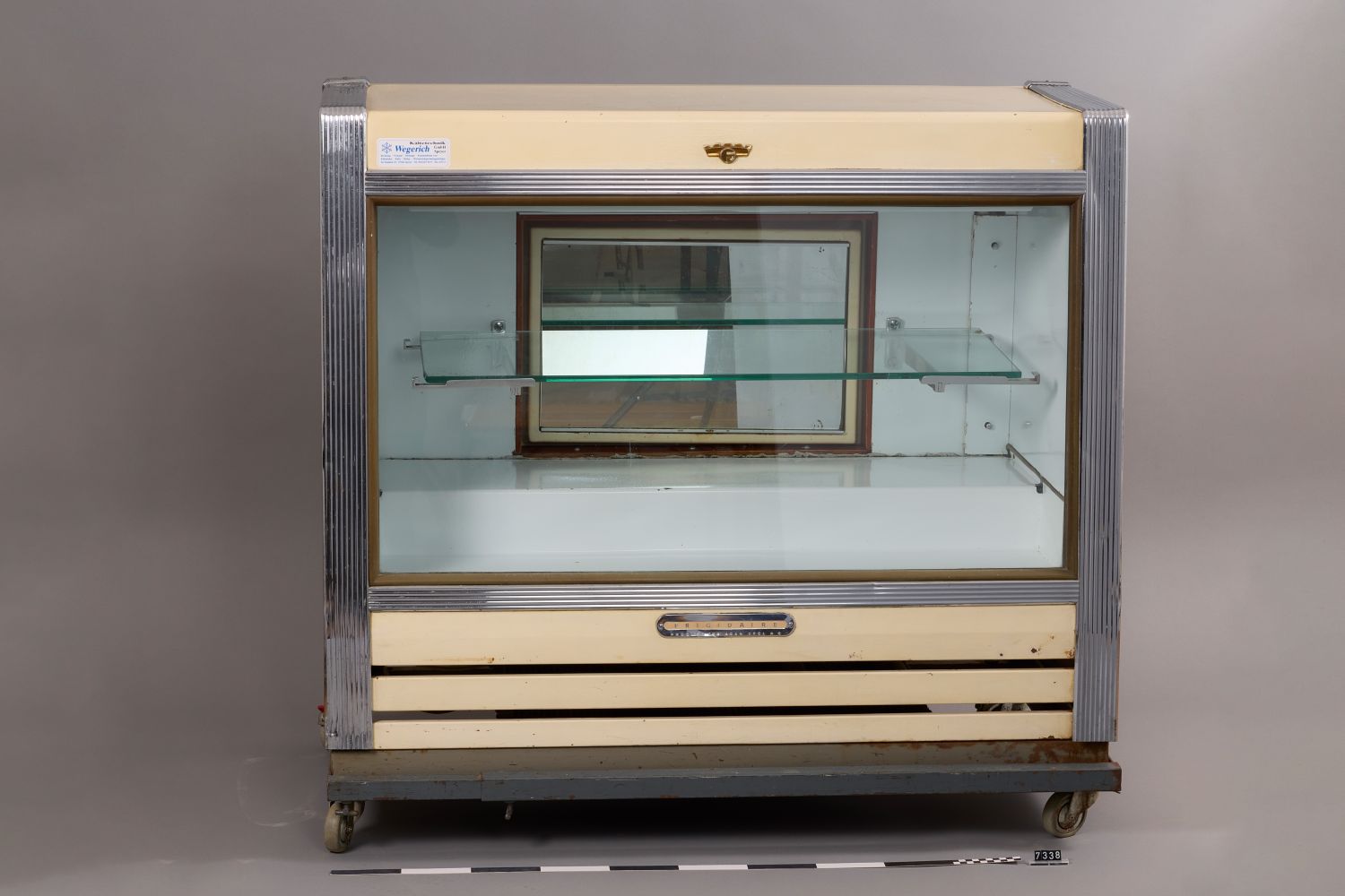 Freizeit_Geselligkeit_Kühltheke_07338