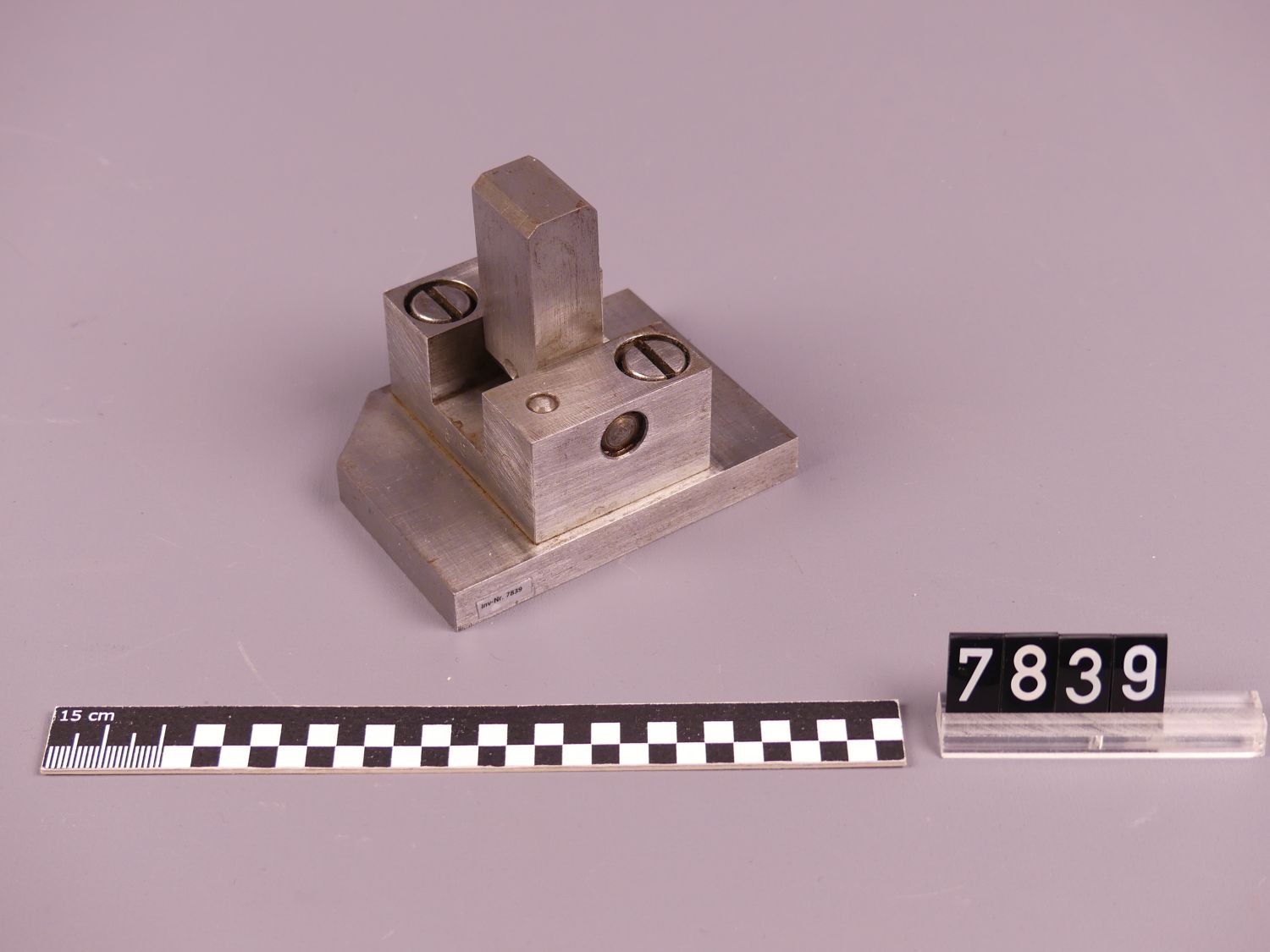 IN07839_01_3.3.Lebenszeit_Schule und Beruf_Gesellenstück